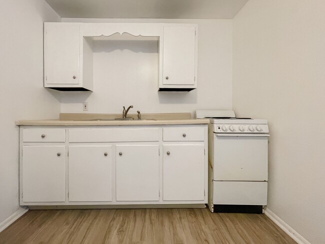 Foto del edificio - 2305 S Marsh Ave