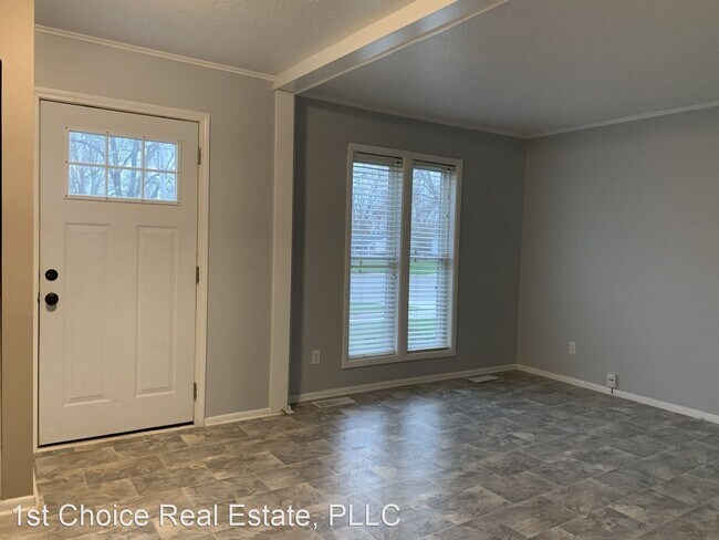 Foto del edificio - 3 br, 1.5 bath House - 306 W Vermontville Hwy