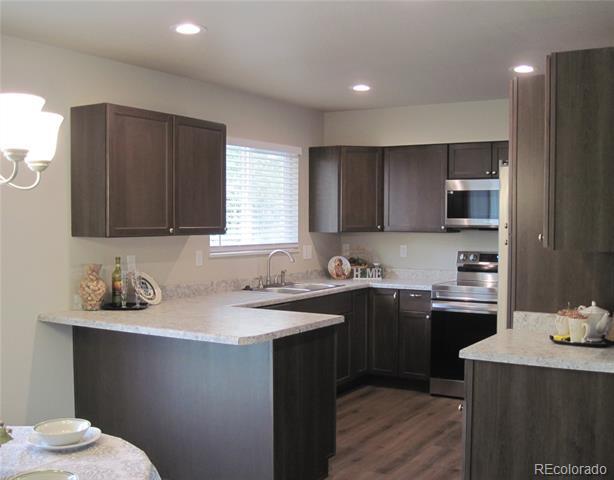 Building Photo - 3018 Pinnacle Dr