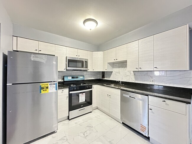 Foto del edificio - 630 Lincoln Ave