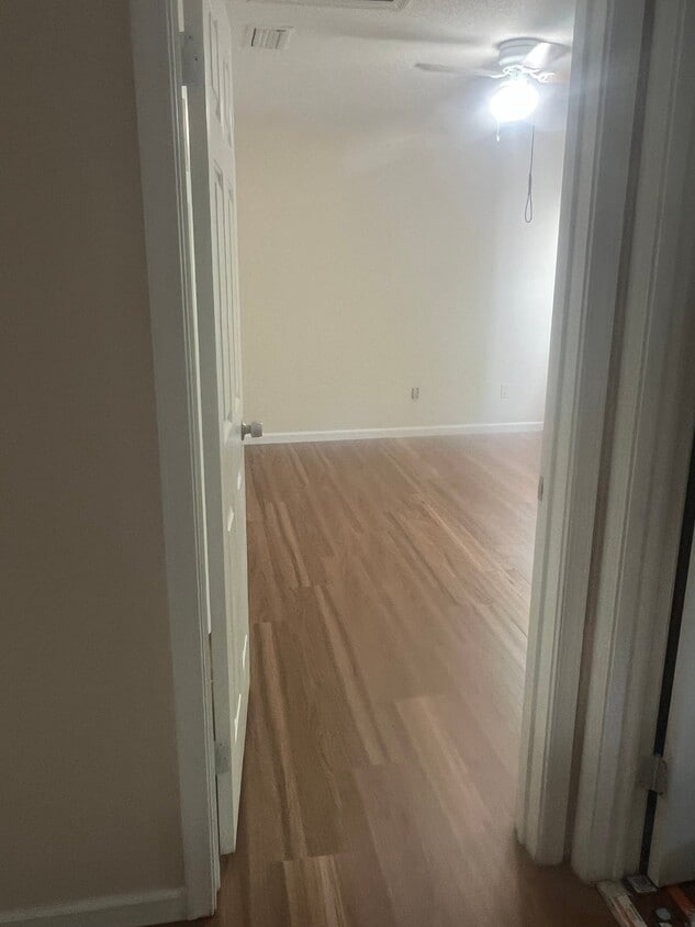 Foto del edificio - 705 Wagons Way