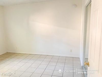 Foto del edificio - 3408 Chapman St