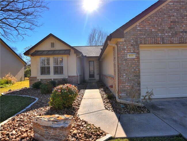 Foto del edificio - 111 Stetson Trail