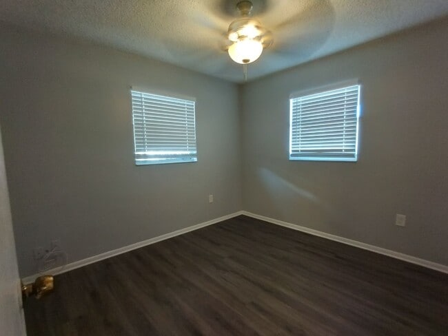 Building Photo - 1141 San Christopher Dr
