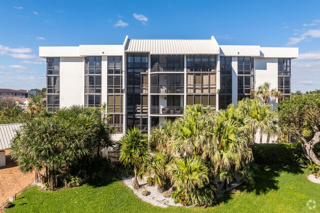 Esplanade Condominium