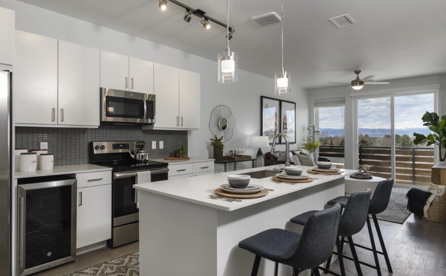 Foto principal - 2150 S Colorado Blvd