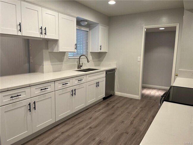 Foto del edificio - 26575 McCall Blvd