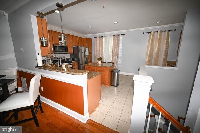 Foto del edificio - 9310 Paragon Way