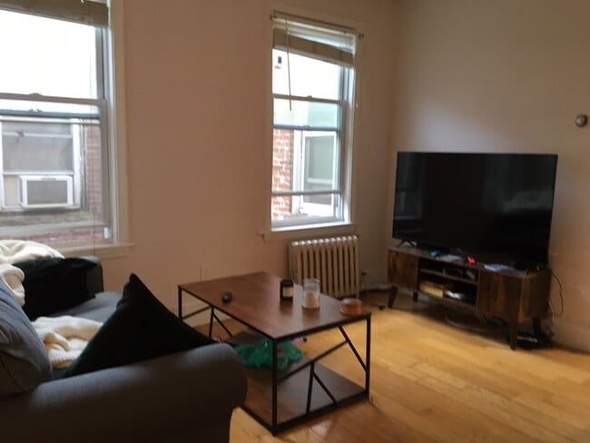 Foto del edificio - 860 Huntington Ave