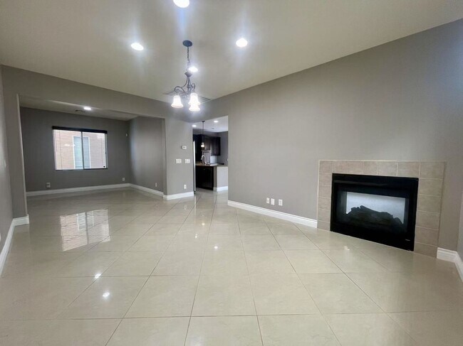 Foto del edificio - Beautiful two-story home in Southern Highl...