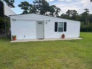 Building Photo - 108 Country Ct