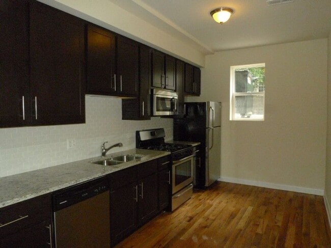 Building Photo - 1608 N Bosworth Ave
