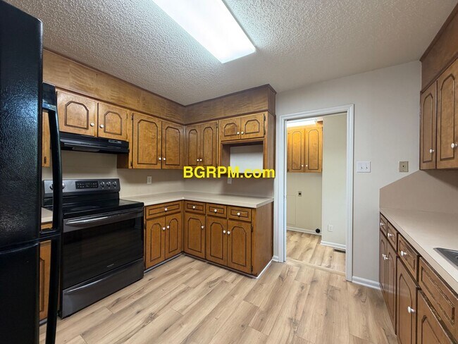 Foto del edificio - 1325 Southeastern Ave