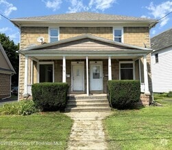 Building Photo - 85 Tripp St