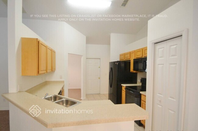 Foto del edificio - 171 Thousand Oaks Blvd