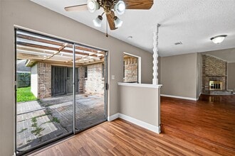 Building Photo - 13847 Cherry Hollow Ln