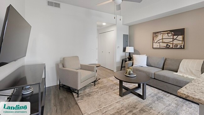 Foto del edificio - 1811 E Apache Blvd