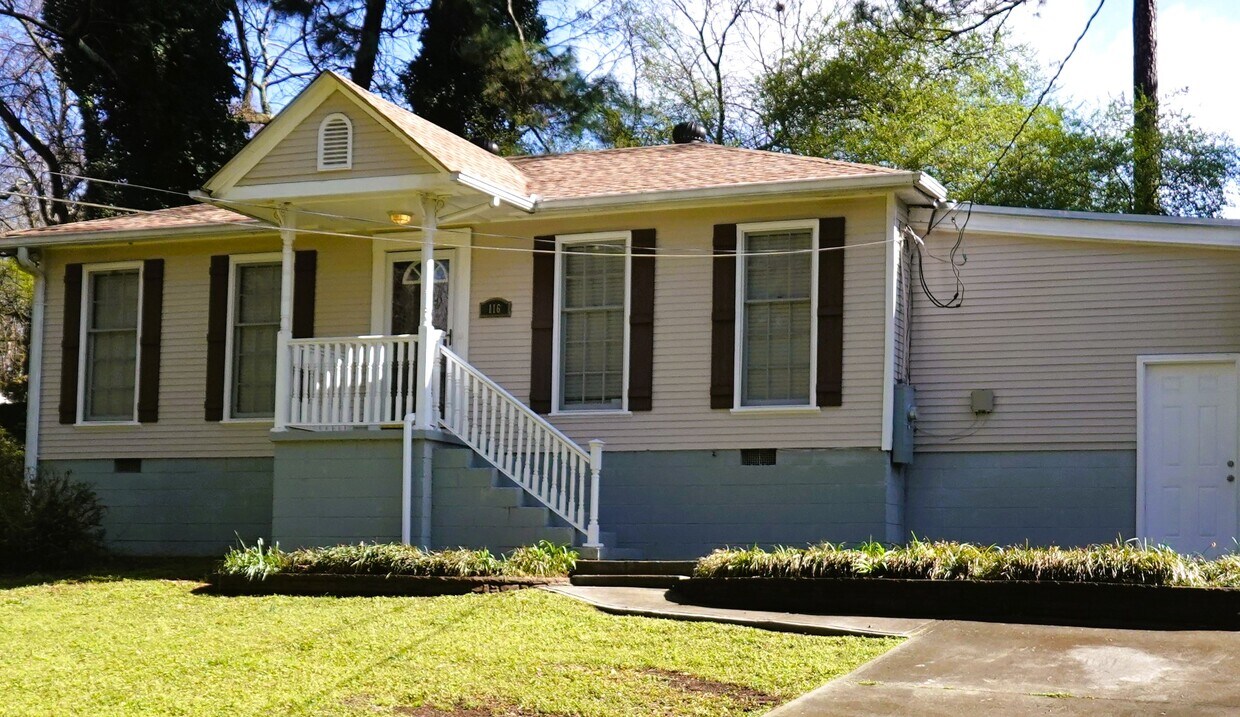 116 Woodland Ct, Doraville, GA 30340 House Rental in Doraville, GA