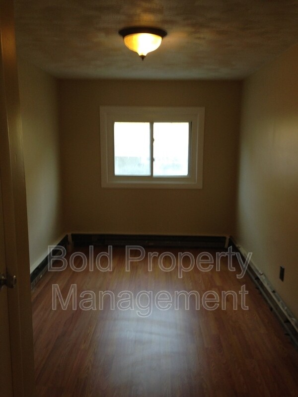 1043 Muhlenberg St, Reading, PA 19602 House Rental in Reading, PA