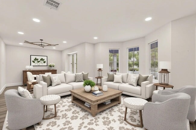 Building Photo - 10011 Pine Pass Dr