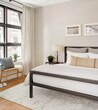 Foto principal - 716 10th Ave