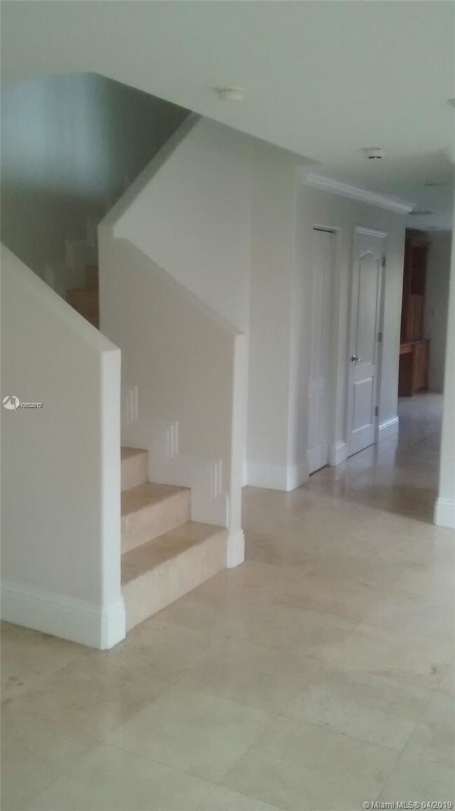Foto del edificio - 3139 Gifford Ln