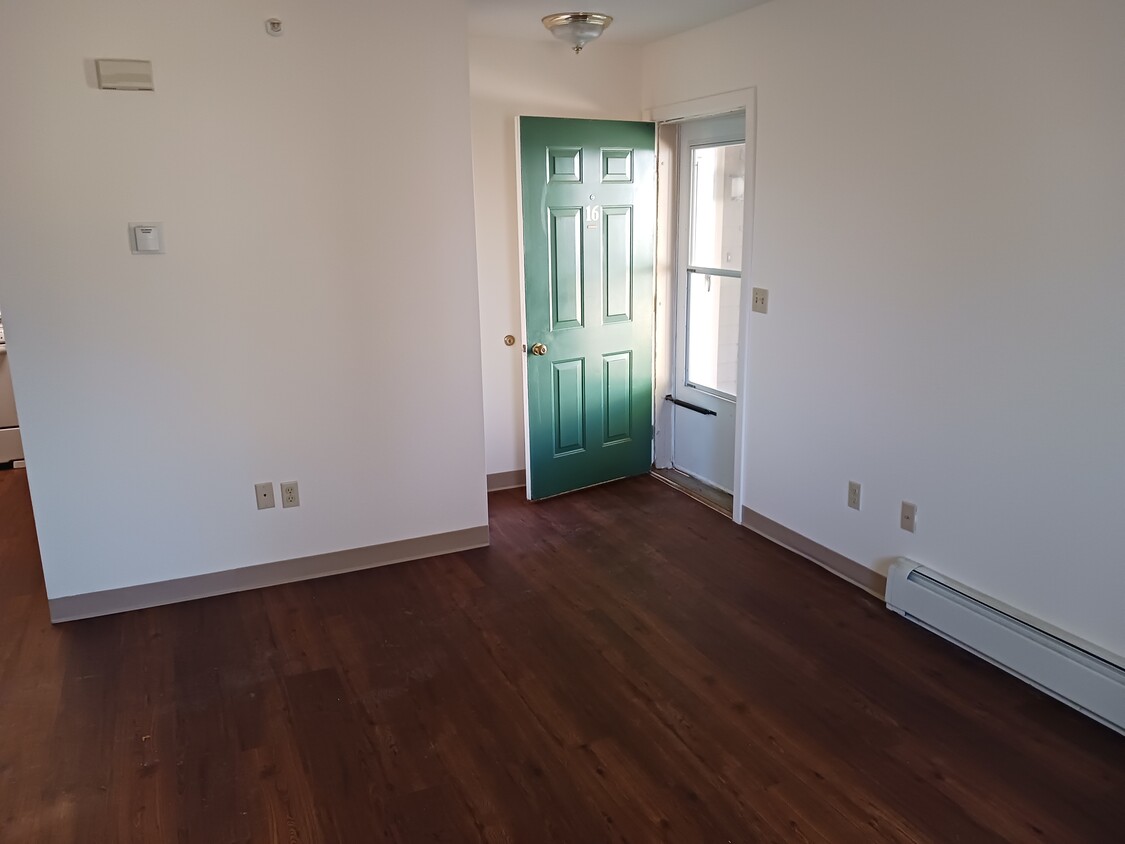 Living room - 51 Prospect Rdg