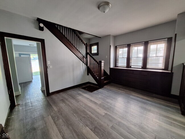 Foto del edificio - 336 Dequincy St