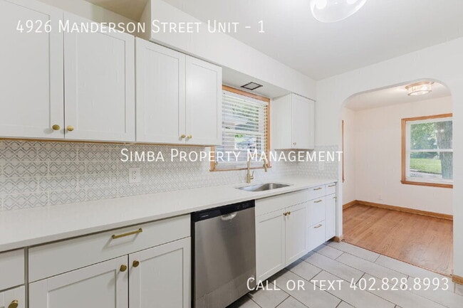 Building Photo - 4926 Manderson St