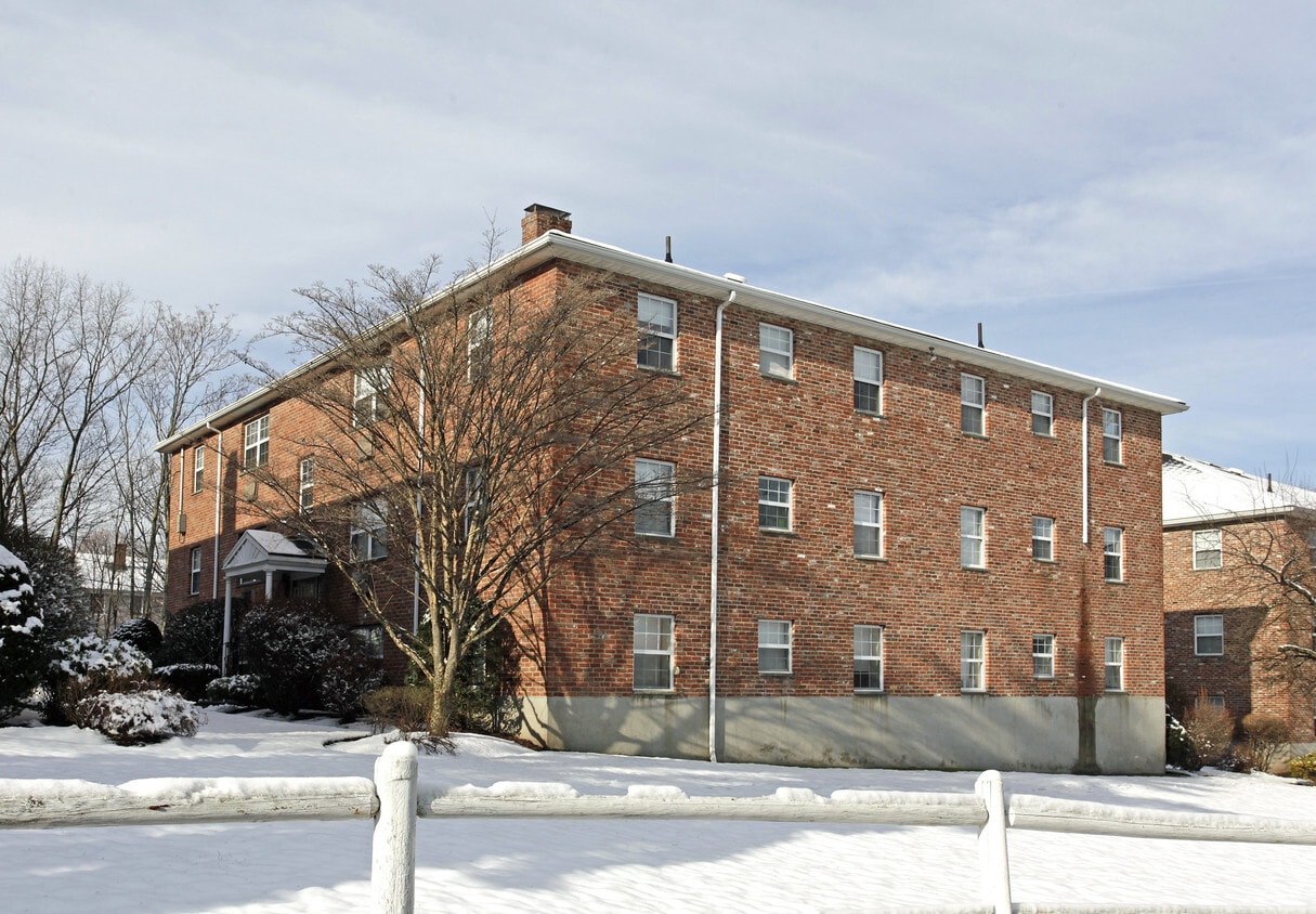 Building Photo - Kilby Manor Apartments