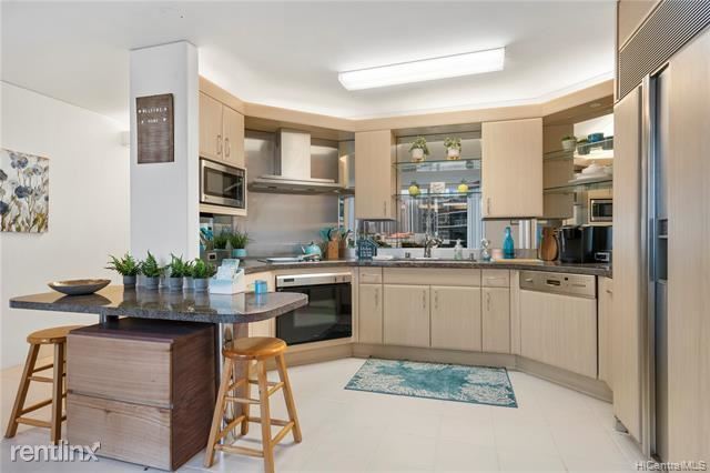 Building Photo - 2 br, 2.5 bath Condo - 1320 N Hollywood St