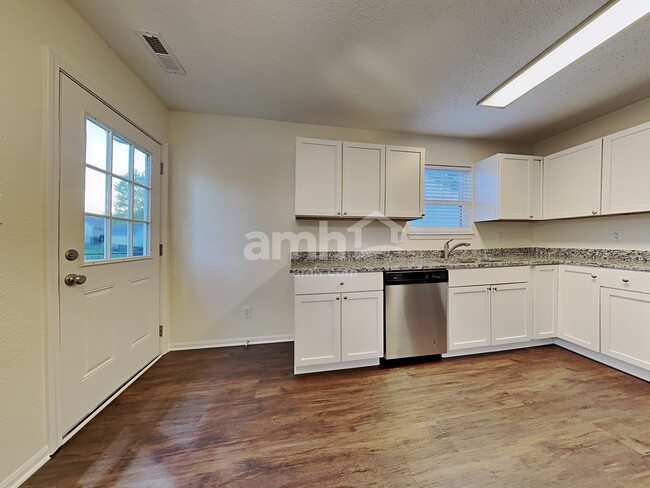 Building Photo - 2744 Branigan Creek Blvd