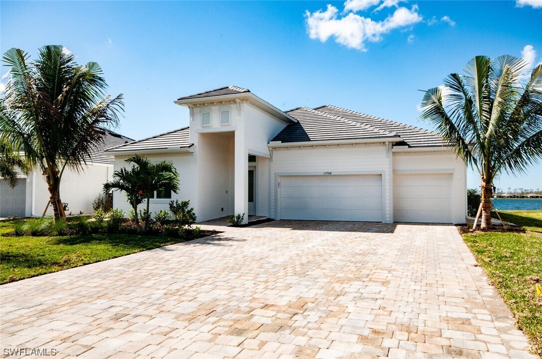 Primary Photo - 13700 Blue Bay Cir