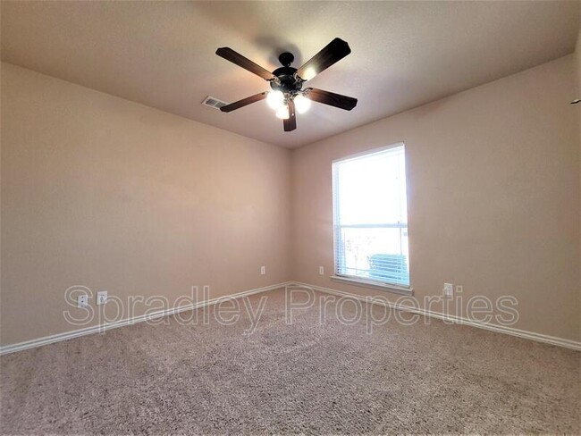 Building Photo - 1610 Shadow Canyon Dr