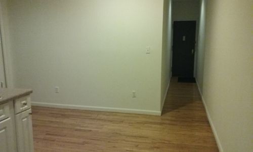 Foto del edificio - 315 E 49th St