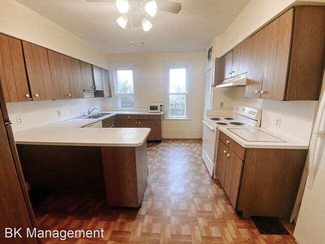 Foto del edificio - 3 br, 2 bath House - 275 Littleton St