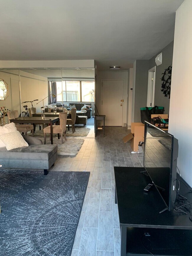 Foto del edificio - 1325 18th St NW