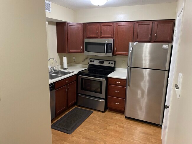 Foto del edificio - 2626 W Willowlake Dr