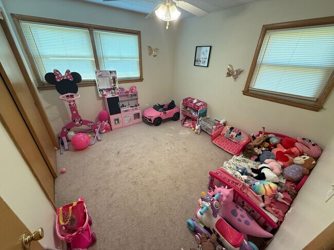 Foto del edificio - 5295 N Mohawk Ave