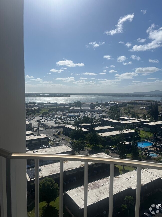 Apartments For Rent in Pearl City, HI with Hardwood Floors 1 Rentals