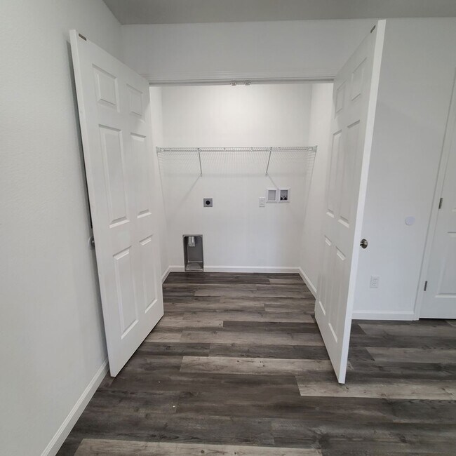 Foto del edificio - Townhomes Now Available in Strafford MO!
