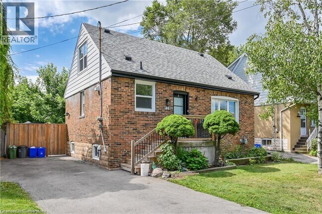 Photo du bâtiment - 178 E 14th St