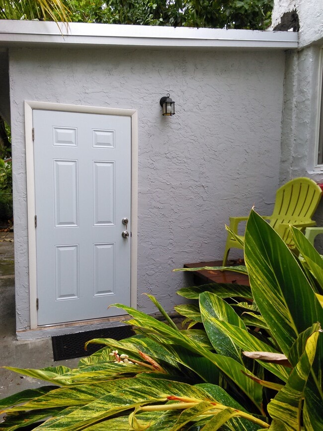 Foto del edificio - 2364 SW 11th St