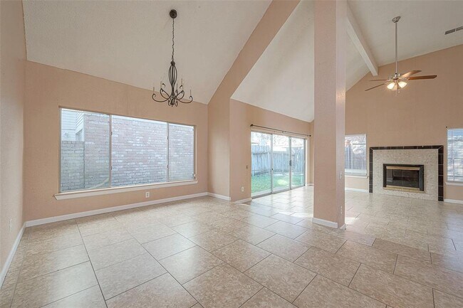 Building Photo - 16026 Juniper Grove Dr