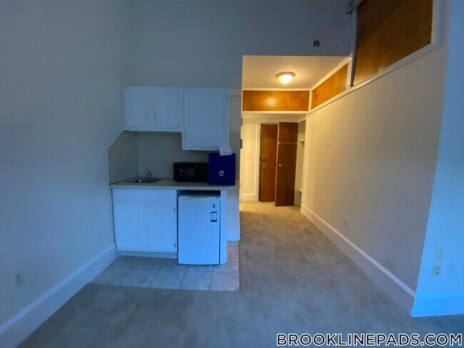 Foto del edificio - 1223 Beacon St