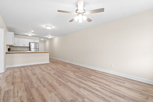 Building Photo - Comfort & Convenience in Guthrie, KY