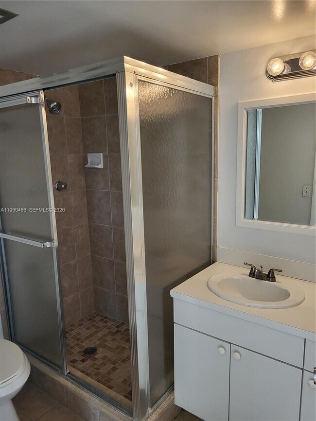 Foto del edificio - 1020 94th St