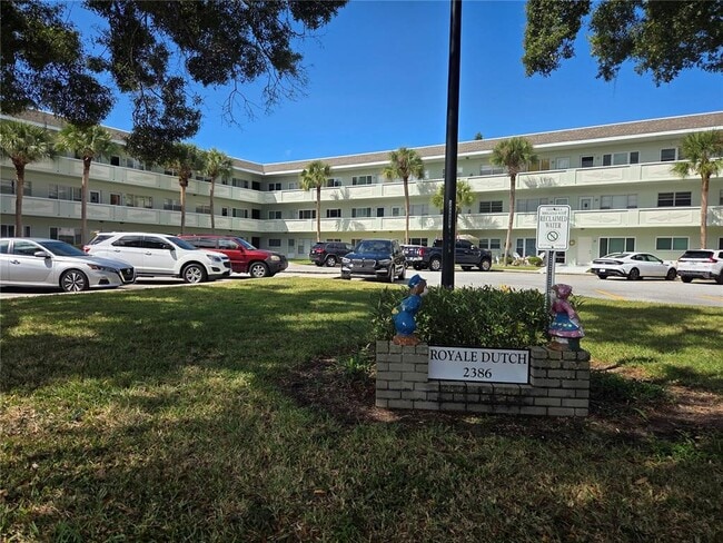 Foto del edificio - 2386 Sumatran Way