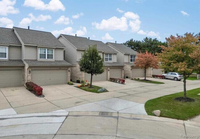 Foto del edificio - 43951 Stoney Ln