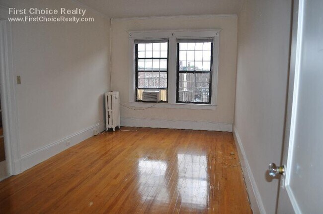 Foto del edificio - 1270 Commonwealth Ave